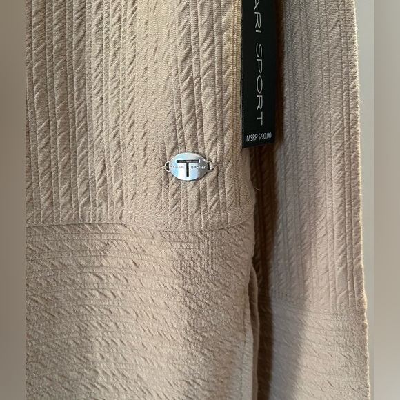 NWT Tahari Sport Viscose blend Pullover Oversized Women’s size small - Picture 15 of 16